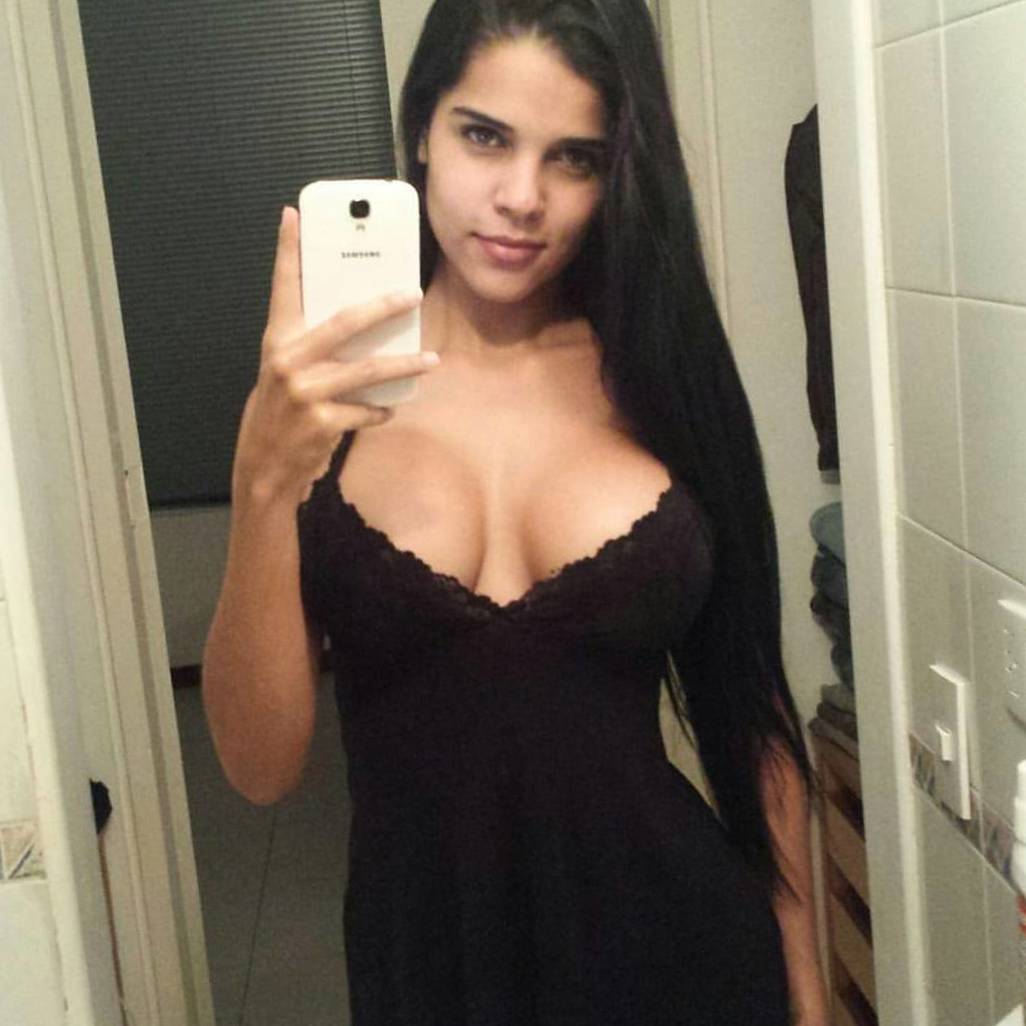 Daniela Baptista Nude Leaked Videos and Naked Pics! 16