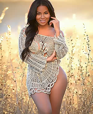 Unbelievable angel Dolly Castro teases with her amazing boobs