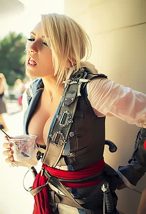 Awesome Jessica Nigri reveals her breasts