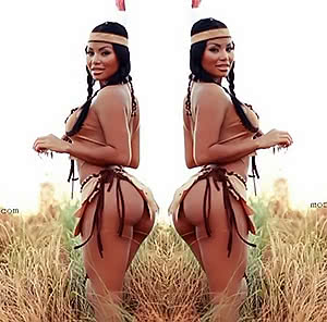 Exciting Dolly Castro is flashing dugs
