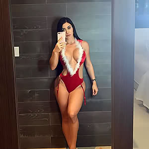 Divine Joselyn Cano shows off huge breasts